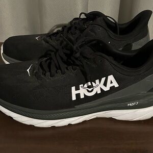 Men's Hoka Size 13